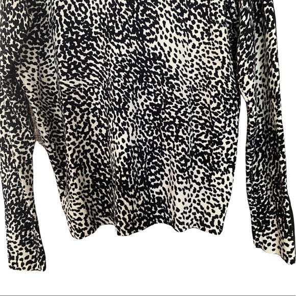 SOLD! Merona White Animal Print Ultimate V-Neck Cardigan - Picture 6 of 13